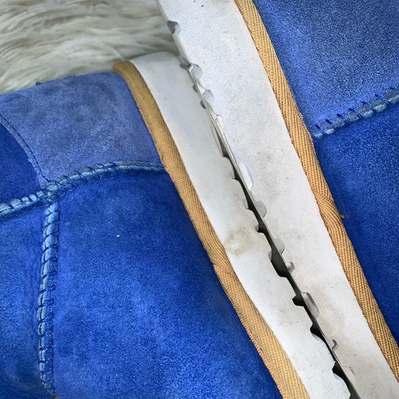 UGG Bailey Button Short Boot - Picture 9 of 14